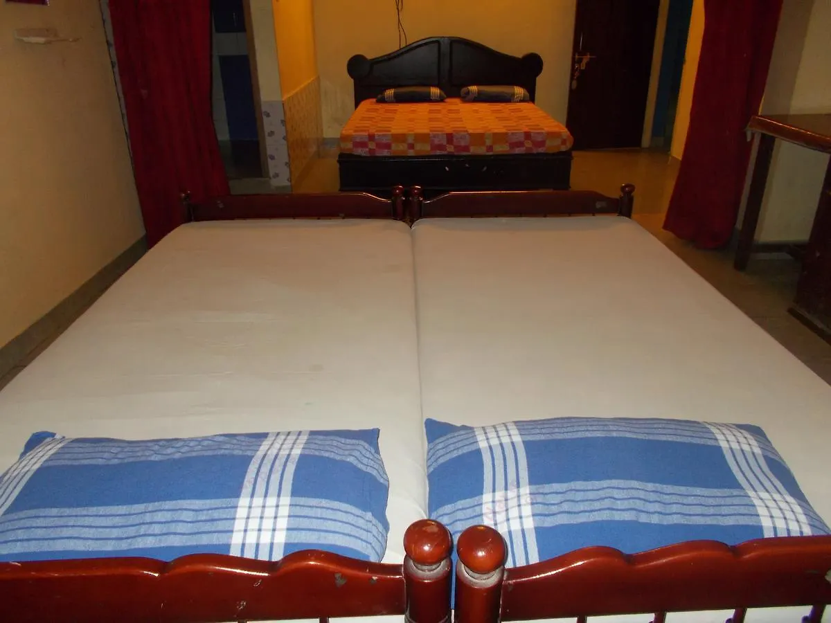 Hariprasadam Hotel Guruvayur