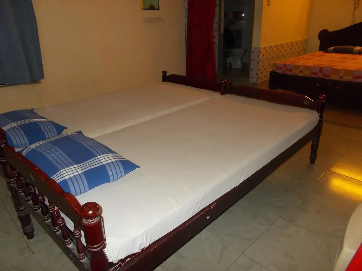 Hariprasadam Hotel Guruvayur